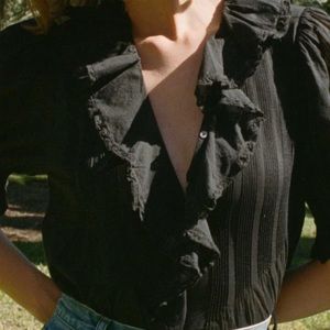 Doen Ruffled Henri Top Long Sleeve 🖤